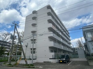 ｻﾆｰｻｲﾄﾞｶﾞｰﾃﾞﾝ伏古公園壱番館604外観写真
