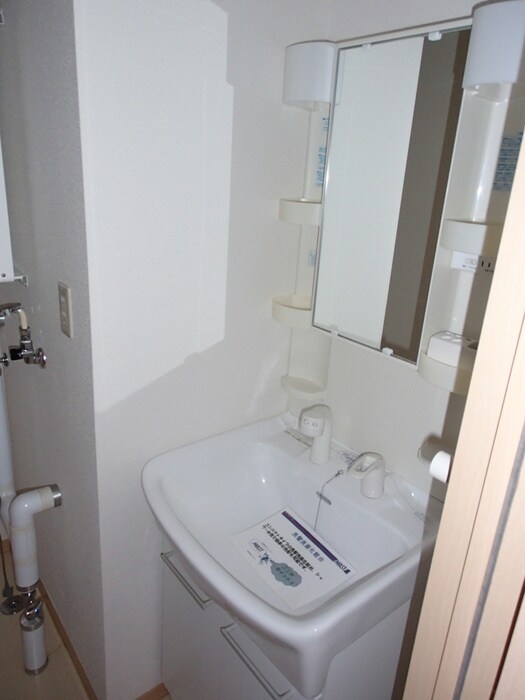 物件内観写真6　(洗面)