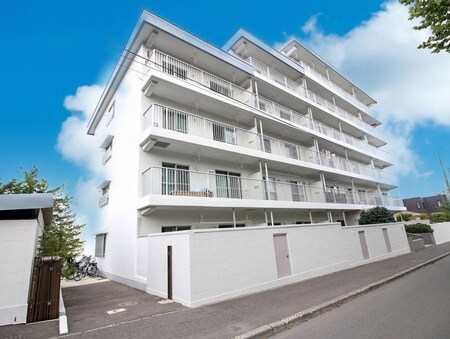 日商岩井宮の森マンション(202)外観写真
