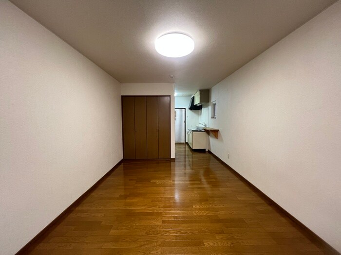 物件内観写真10　(居室)