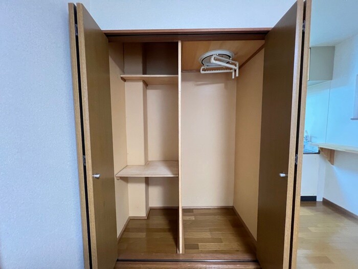 物件内観写真11　(収納)