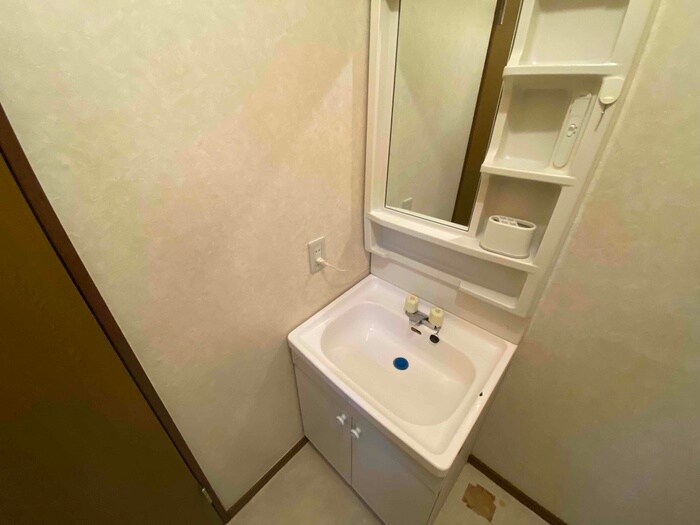 物件内観写真12　(洗面)