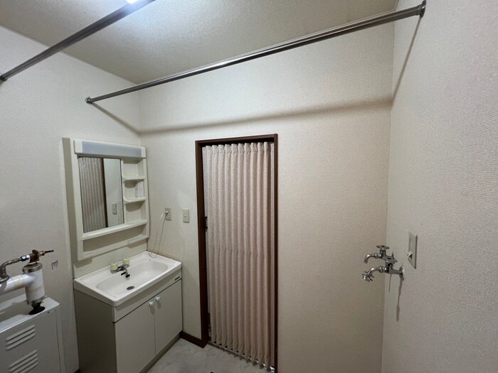 物件内観写真14　(洗面)