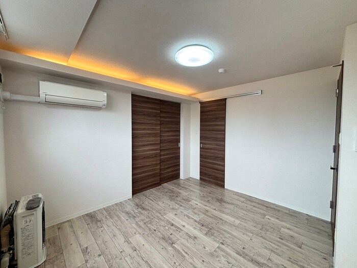 物件内観写真10　(居室)