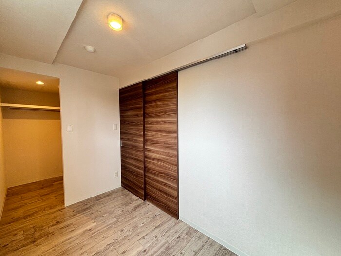 物件内観写真11　(居室)