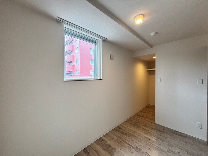 物件内観写真12　(居室)