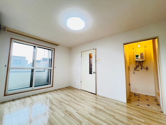 物件内観写真8　(居室)