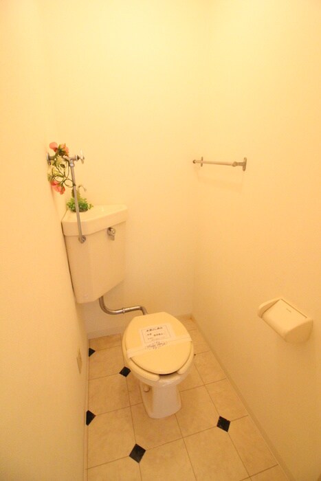 物件内観写真14　(トイレ)