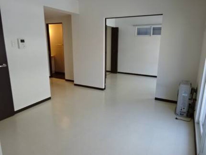 物件内観写真11　(居室)