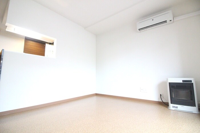 物件内観写真10　(居室)