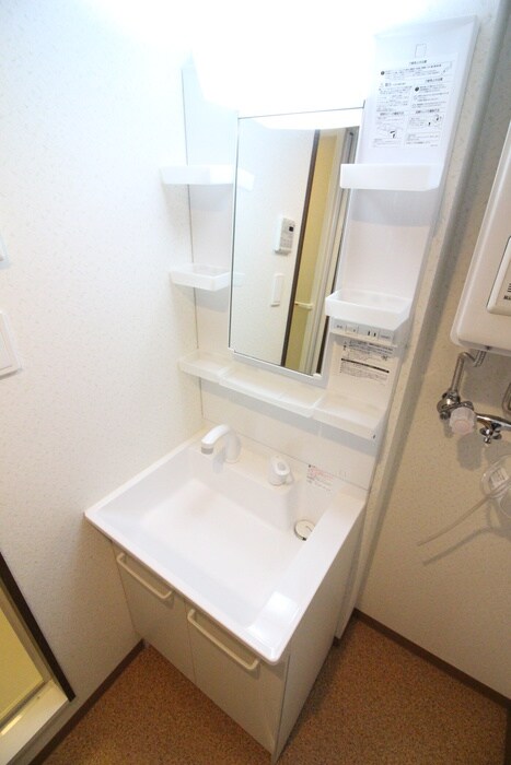 物件内観写真13　(洗面)