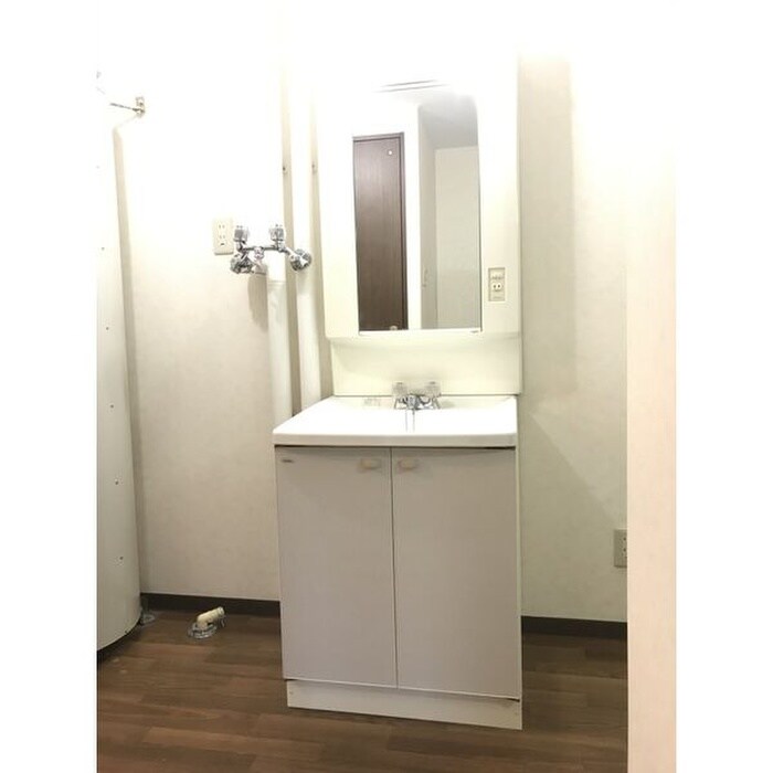 物件内観写真10　(洗面)