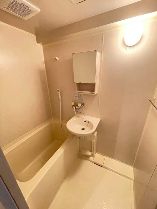 物件内観写真12　(バス／シャワールーム等)