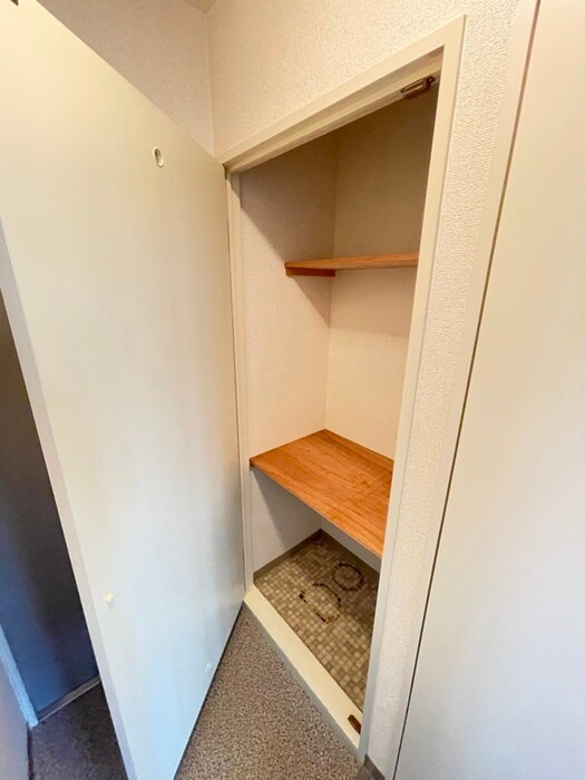 物件内観写真22　(収納)