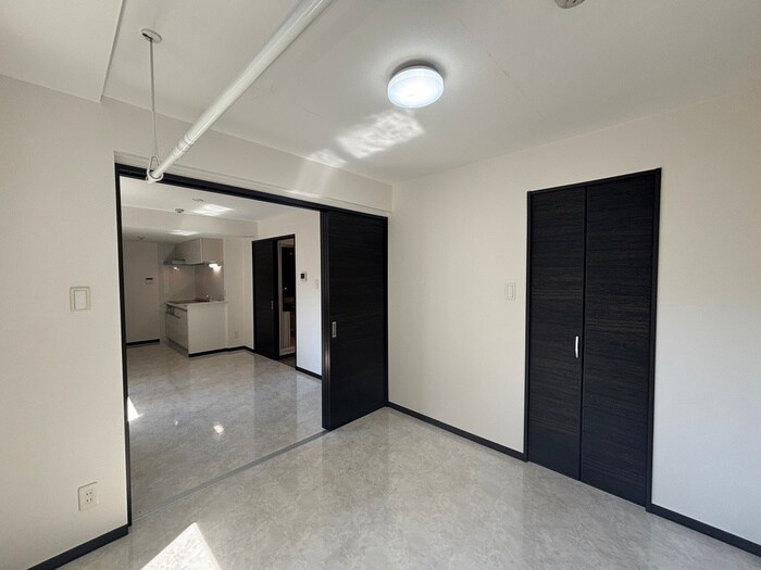 物件内観写真11　(居室)