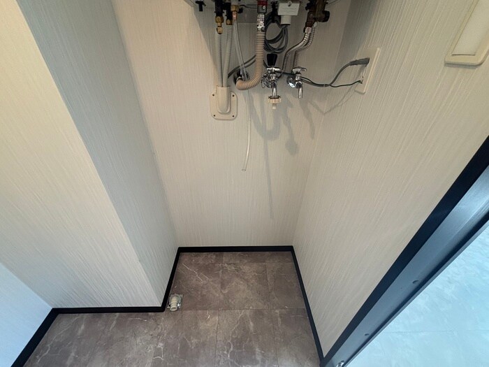 物件内観写真21　(洗濯機置場)