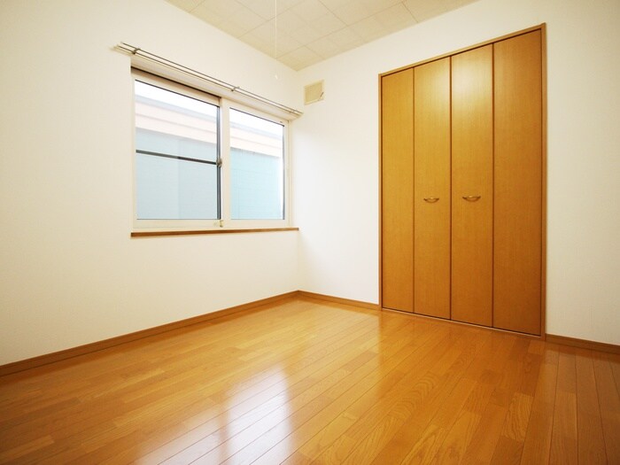 物件内観写真5　(居室)