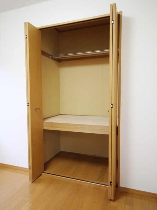 物件内観写真6　(収納)