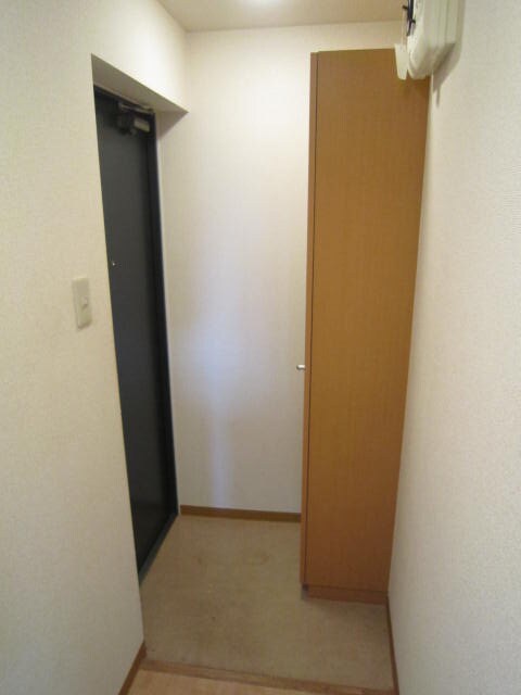 物件内観写真15　(玄関)