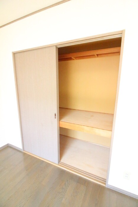物件内観写真14　(収納)