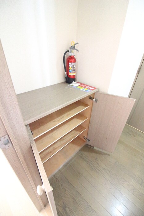 物件内観写真16　(靴箱)