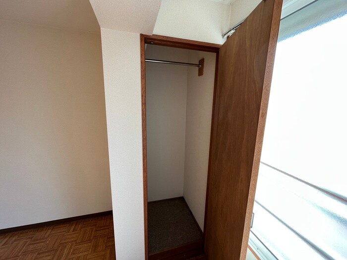 物件内観写真11　(収納)