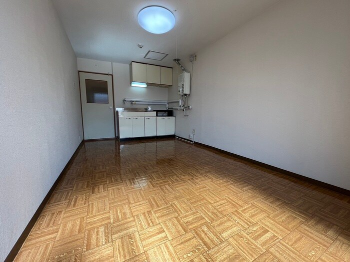 物件内観写真18　(居室)