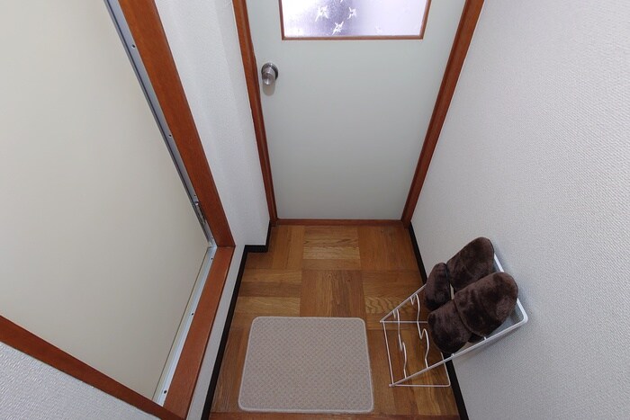 物件内観写真22　(玄関)