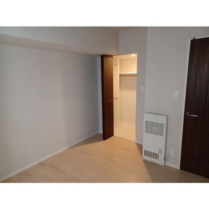 物件内観写真5　(居室)