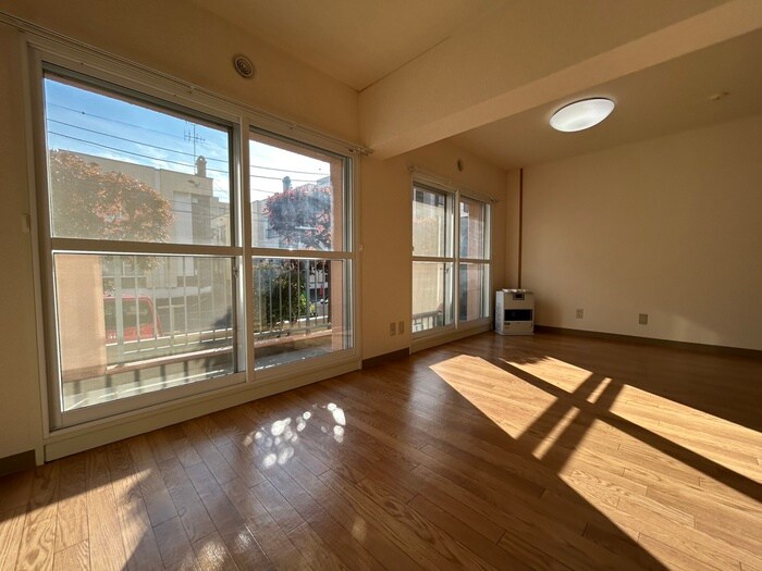 物件内観写真10　(居室)