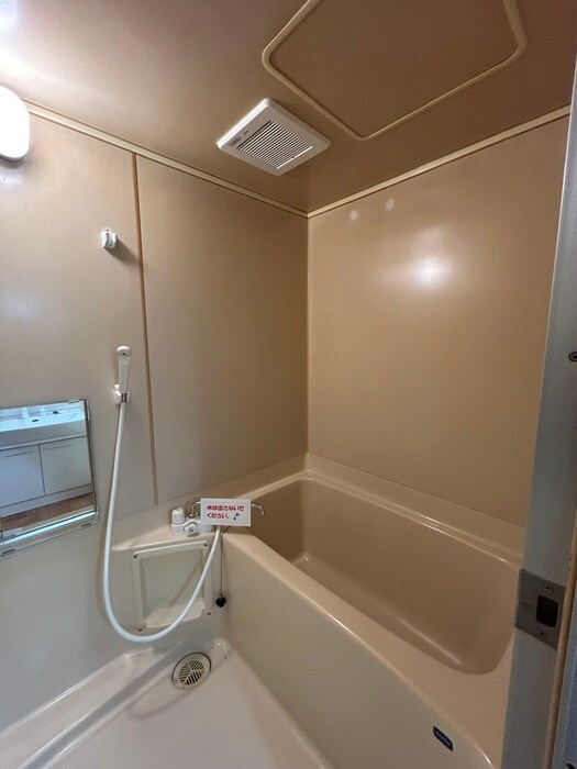 物件内観写真12　(バス／シャワールーム等)