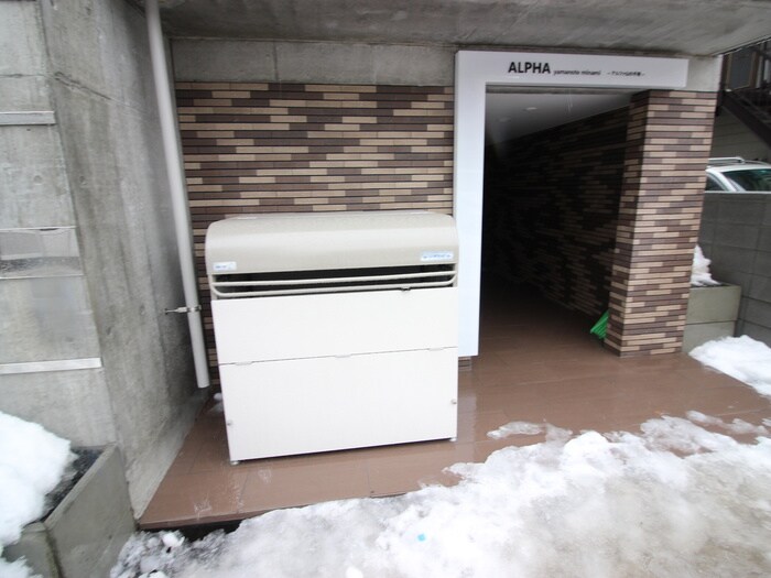 物件外観写真4　(建物設備)