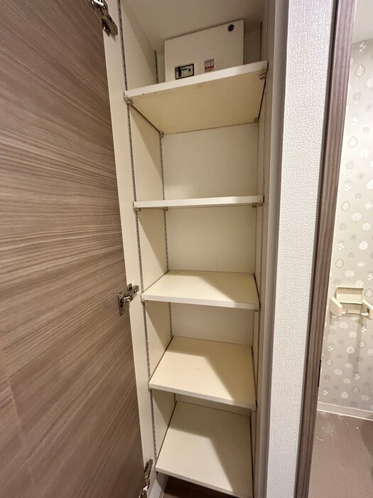 物件内観写真18　(靴箱)