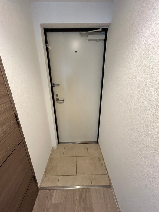 物件内観写真19　(玄関)