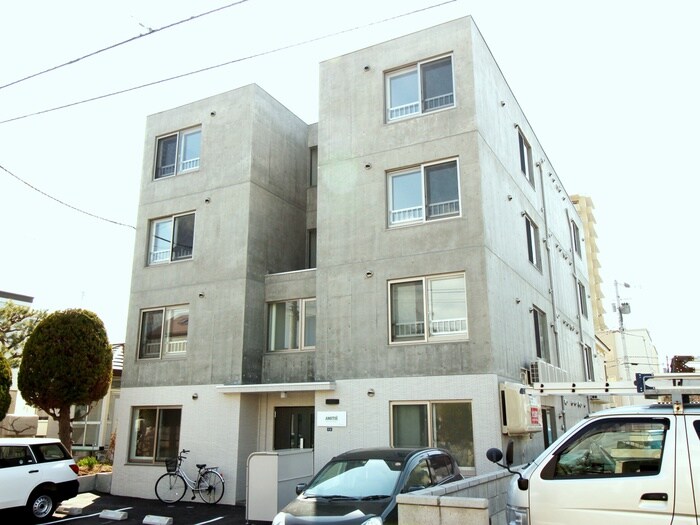 物件外観写真1　(外観写真)