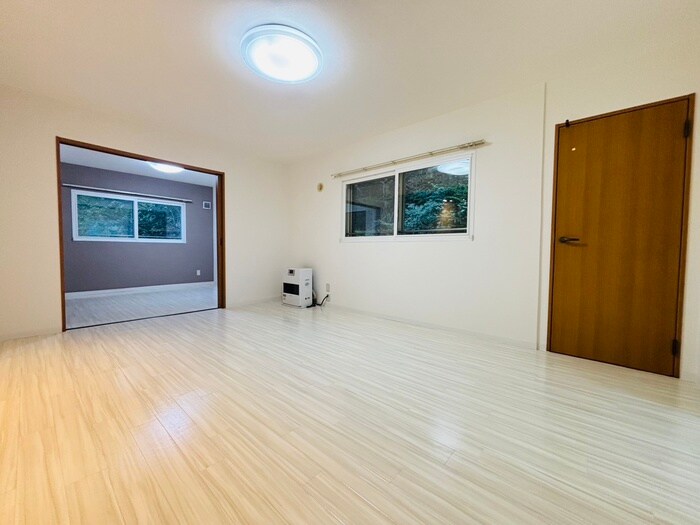 物件内観写真8　(居室)