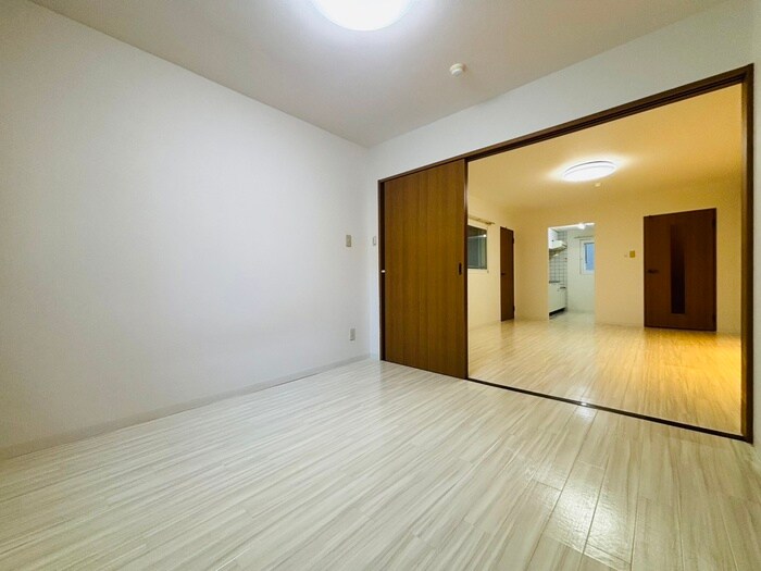 物件内観写真13　(居室)