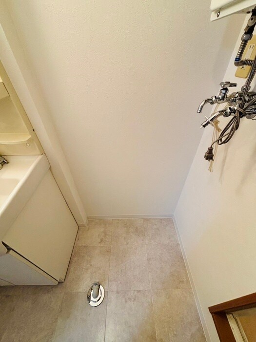 物件内観写真22　(洗濯機置場)