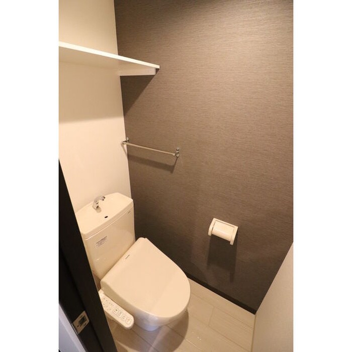 物件内観写真13　(トイレ)