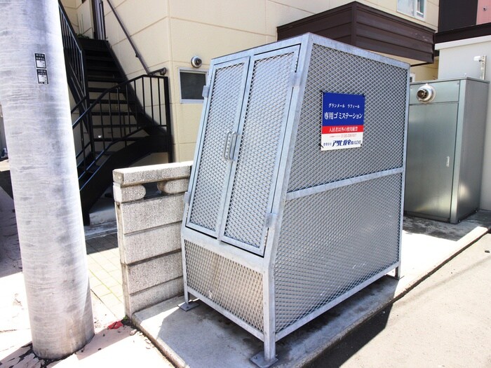 物件外観写真6　(建物設備)