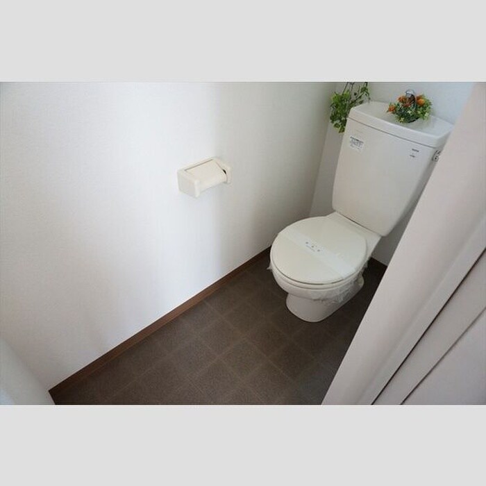 物件内観写真10　(トイレ)