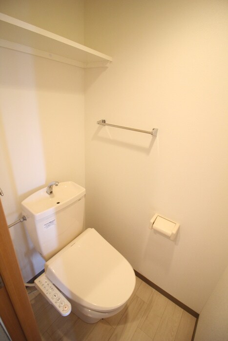 物件内観写真13　(トイレ)