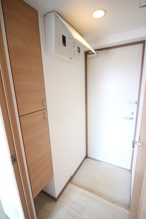 物件内観写真14　(玄関)