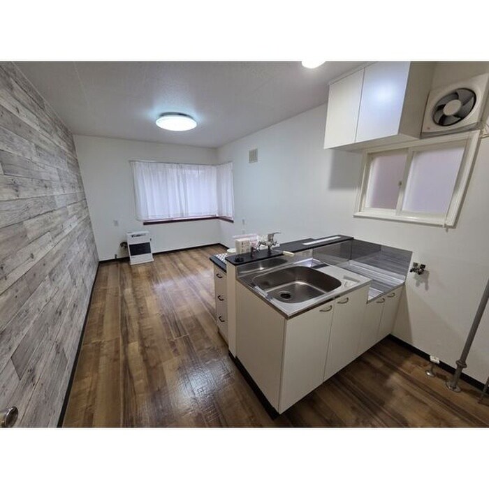 物件内観写真4　(居室)