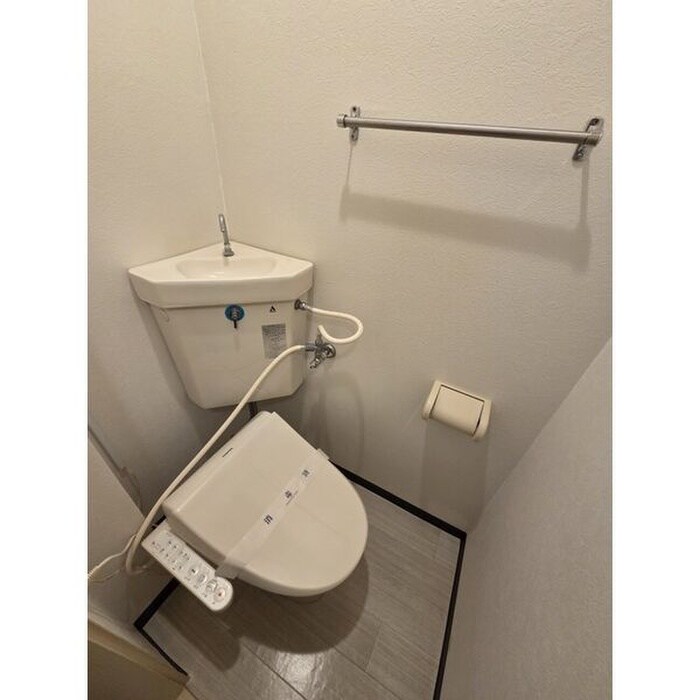 物件内観写真10　(トイレ)