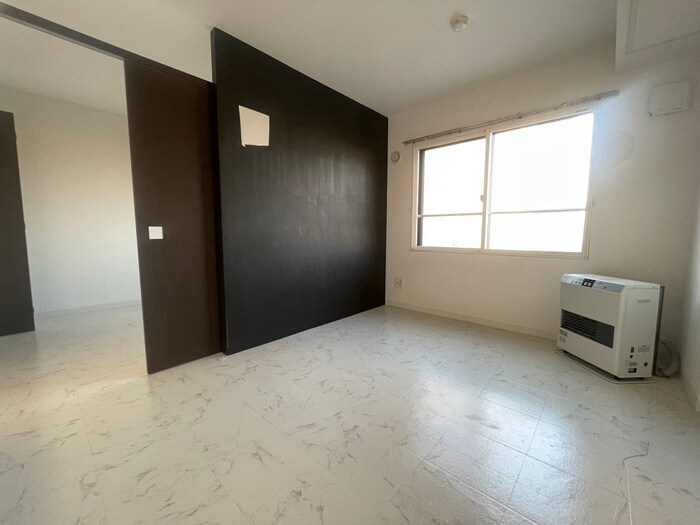 物件内観写真6　(居室)