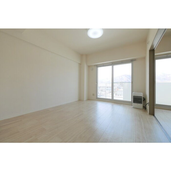 物件内観写真3　(居室)