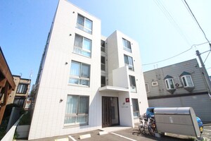 グランディール栄通外観写真