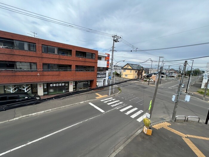 物件内観写真18　(室内からの展望)