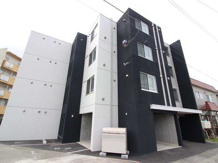 物件外観写真2　(外観写真)